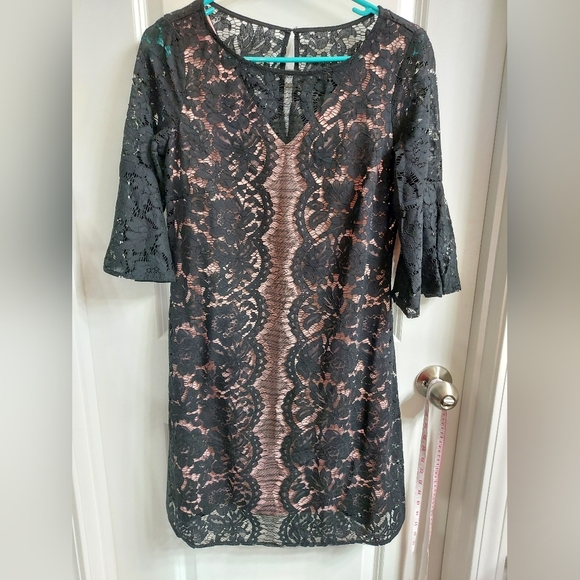 NWOT Danny and Nicole womens lace dress with lining - Picture 1 of 9